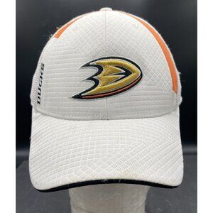 Reebok Center Ice Collection Anaheim Ducks Hat NHL Hockey Mesh Fitted Cap L/XL.